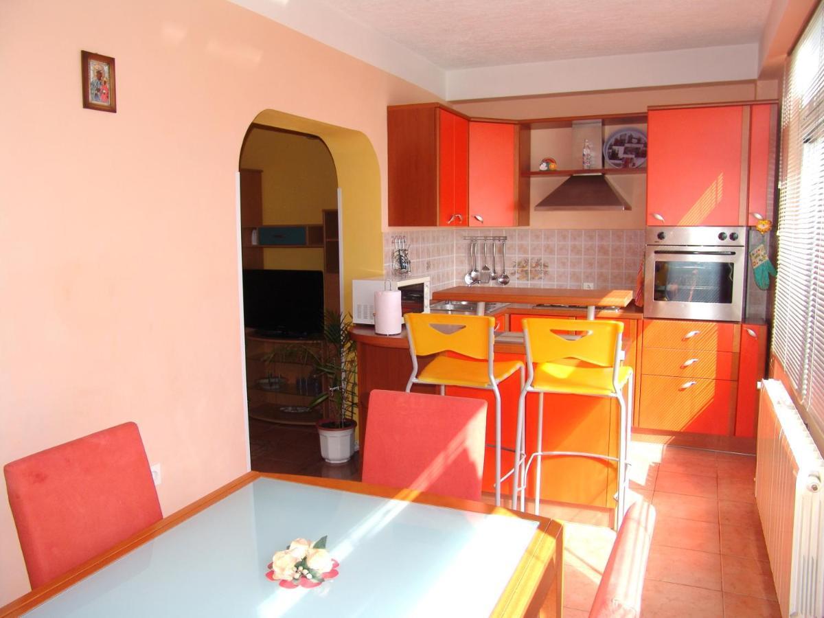 Apartments Bozica Đảo Krk Ngoại thất bức ảnh
