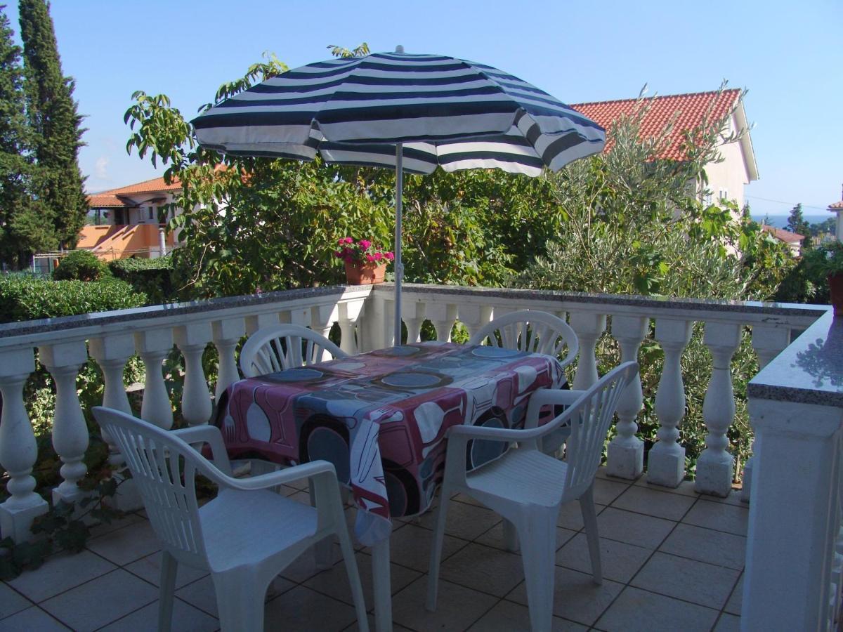 Apartments Bozica Đảo Krk Ngoại thất bức ảnh