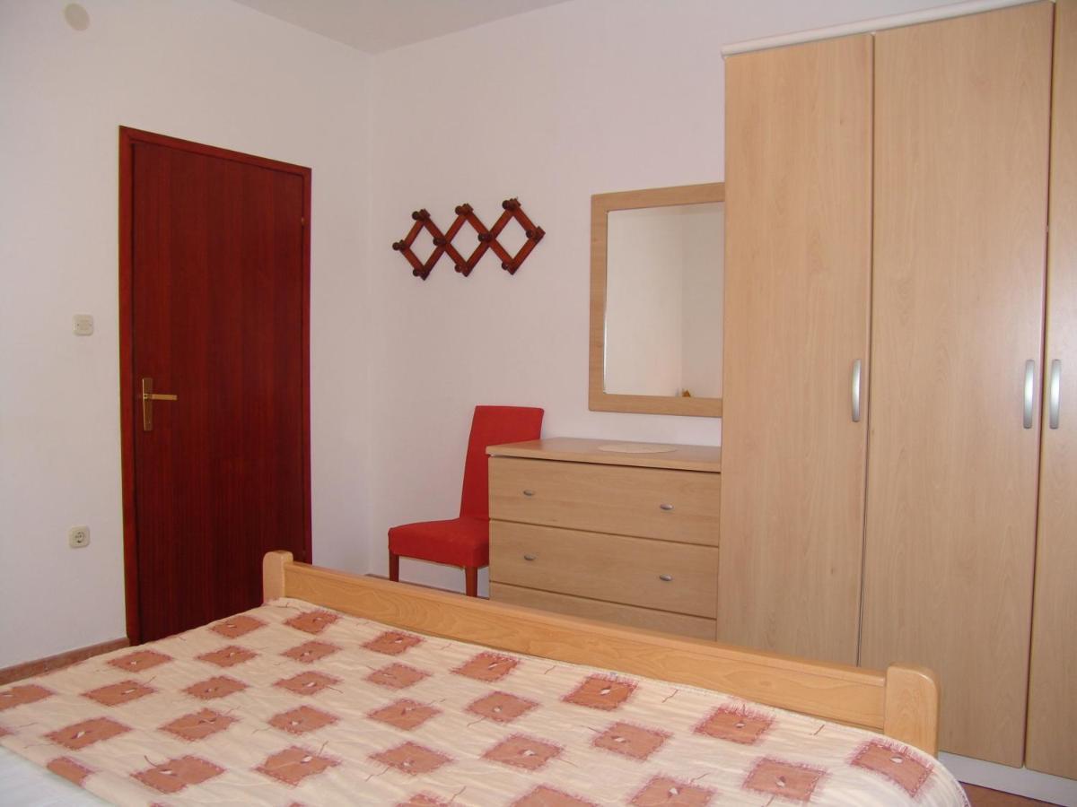 Apartments Bozica Đảo Krk Ngoại thất bức ảnh