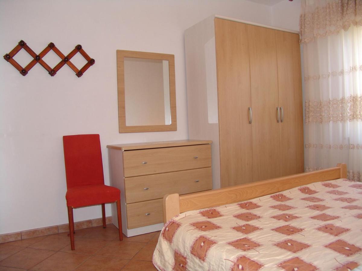 Apartments Bozica Đảo Krk Ngoại thất bức ảnh