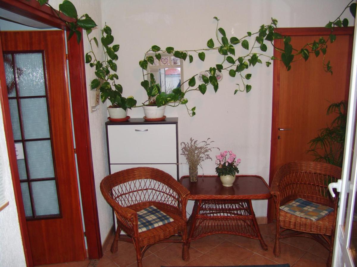 Apartments Bozica Đảo Krk Ngoại thất bức ảnh